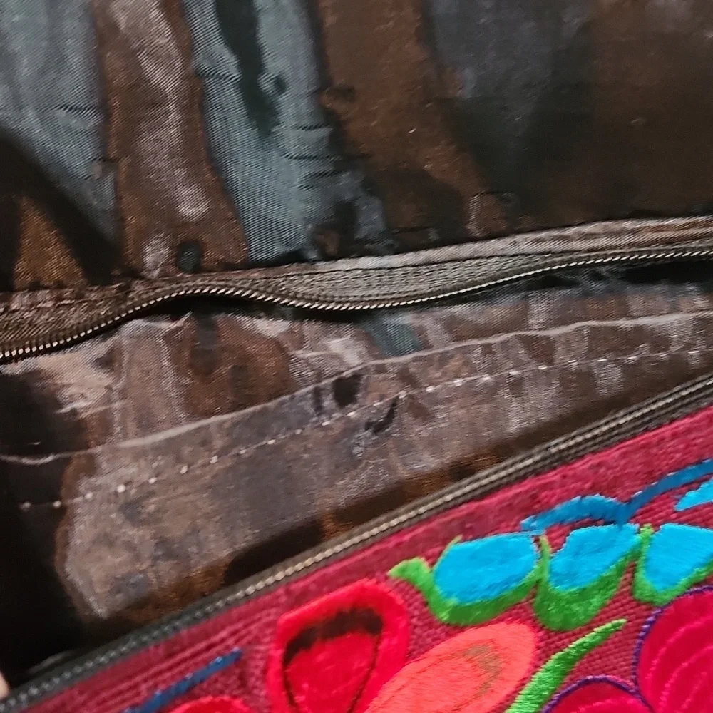 Corina Crossbody Colorful Embroidered  Bag - Picture 3 of 4